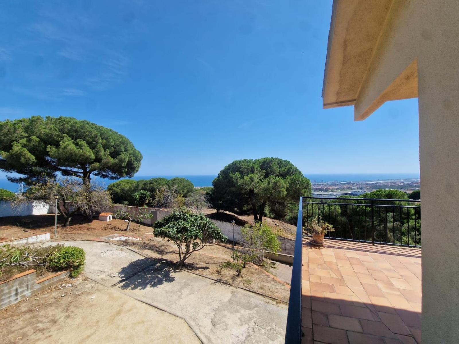 Villa Maresme & Villa Rosa Mataro Bagian luar foto