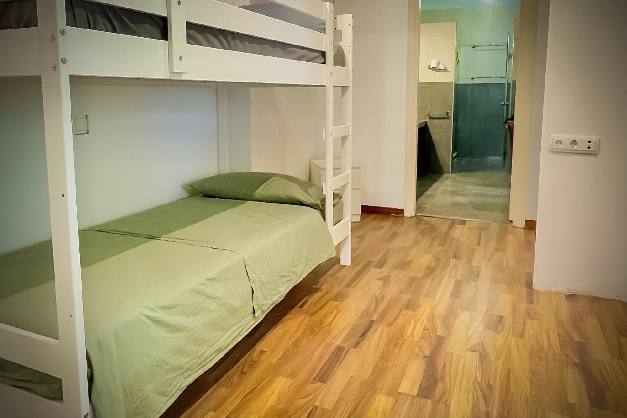 Villa Maresme & Villa Rosa Mataro Bagian luar foto